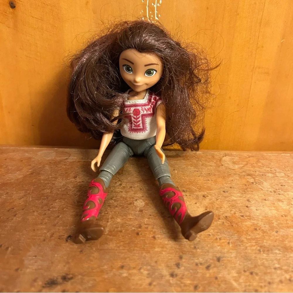 Mattel Spirit Untamed Lucky doll and 2 Spirit horse figures Posable